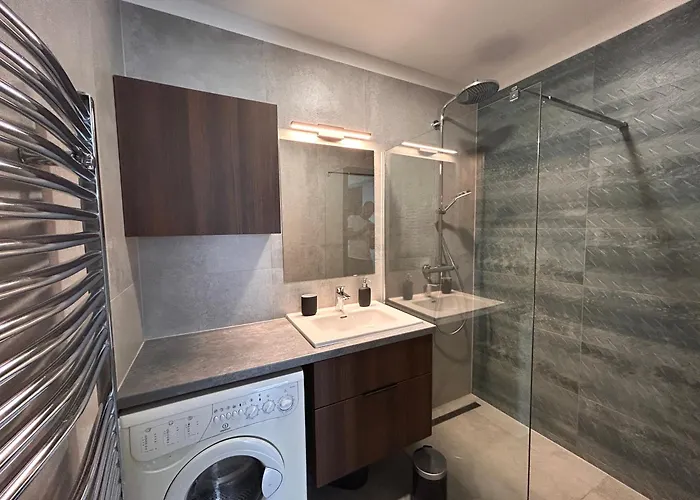 Apartment Almádi *